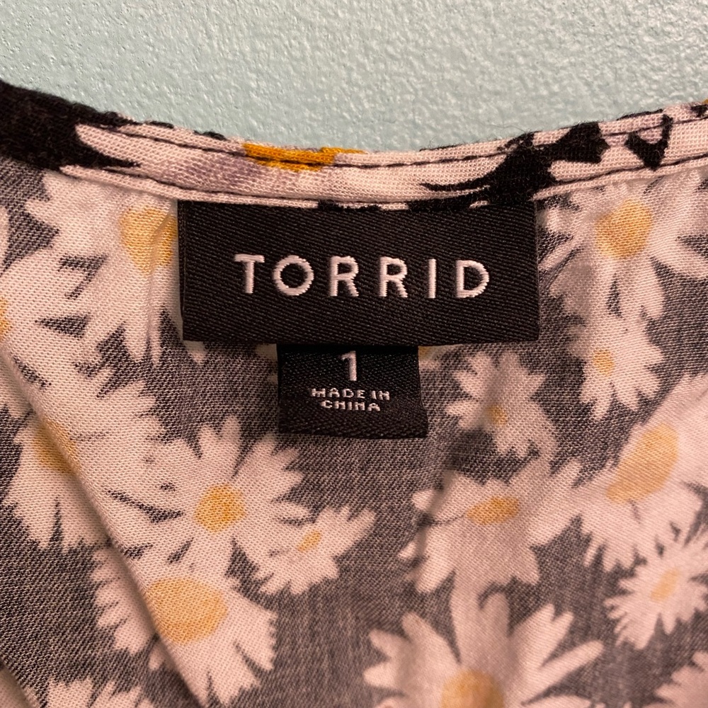 Torrid daisy black skater dress
